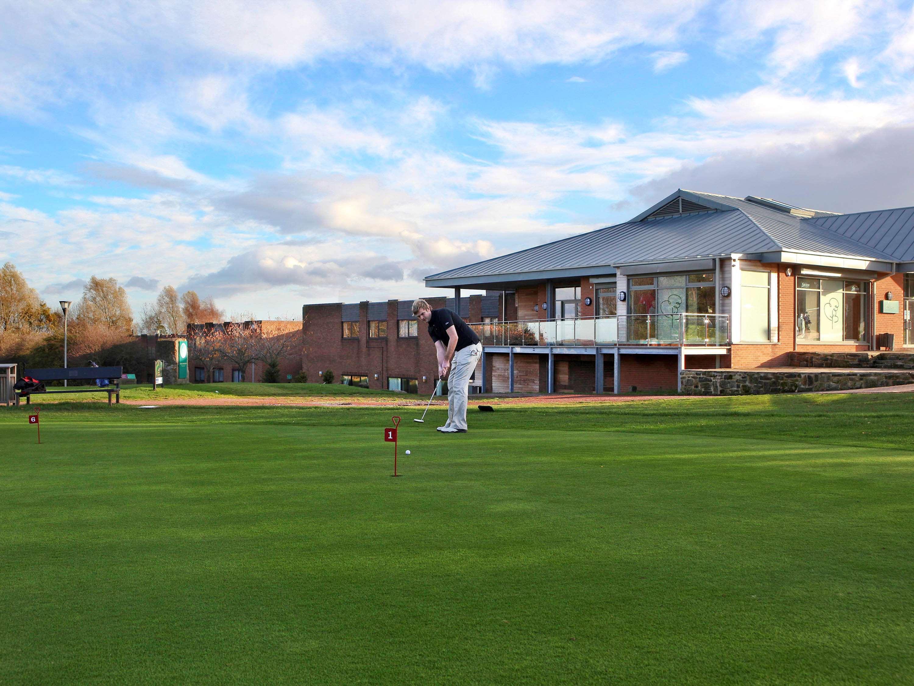 Mercure Newcastle George Washington Hotel Golf & Spa Exteriör bild